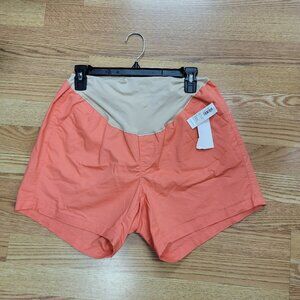 NWT OLD NAVY MATERNITY SHORTS